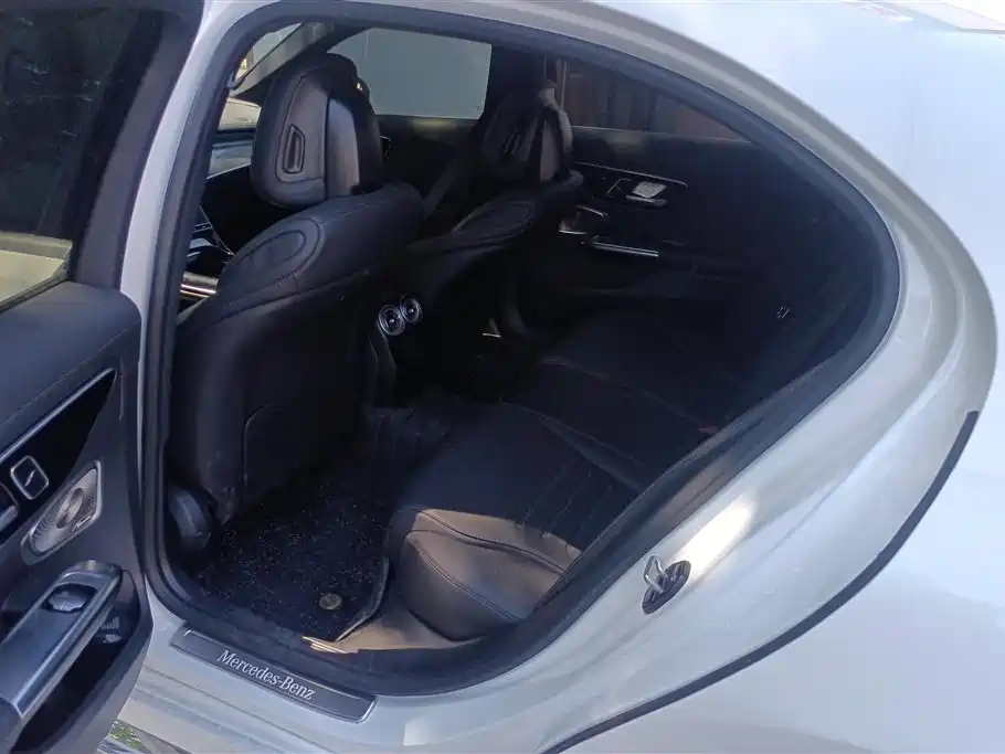 Mercedes-Benz C-Class 2025 Facelift C 260 L Sport Edition фото 11