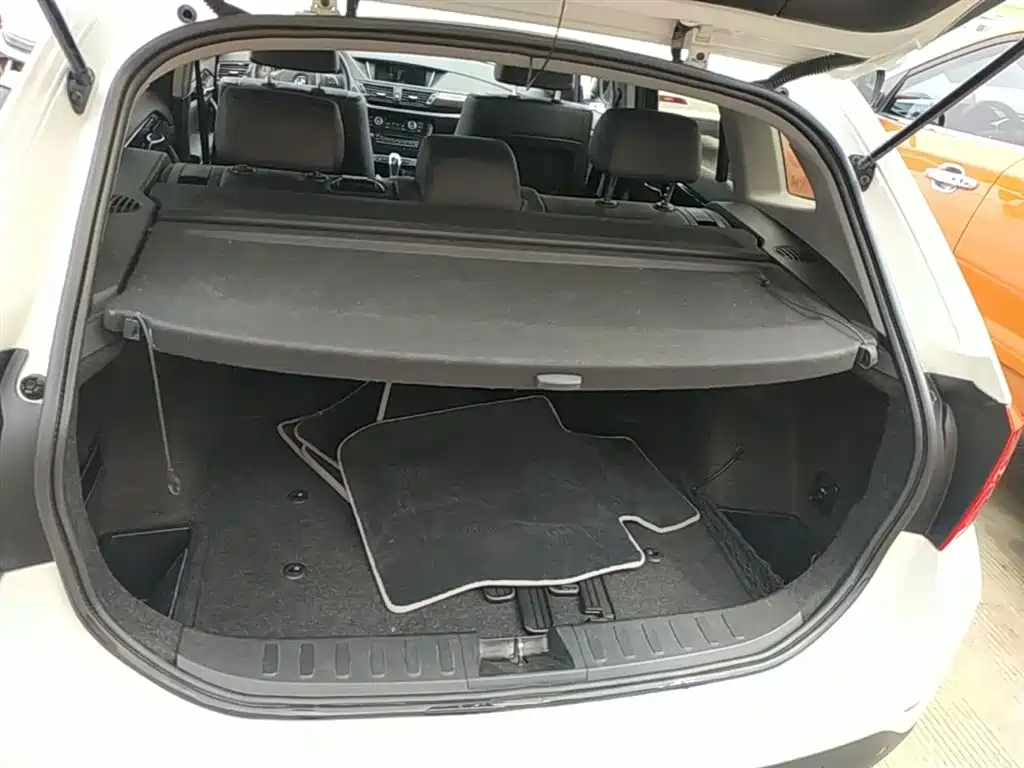 BMW X1 2013 xDrive20i X Design Package фото 14