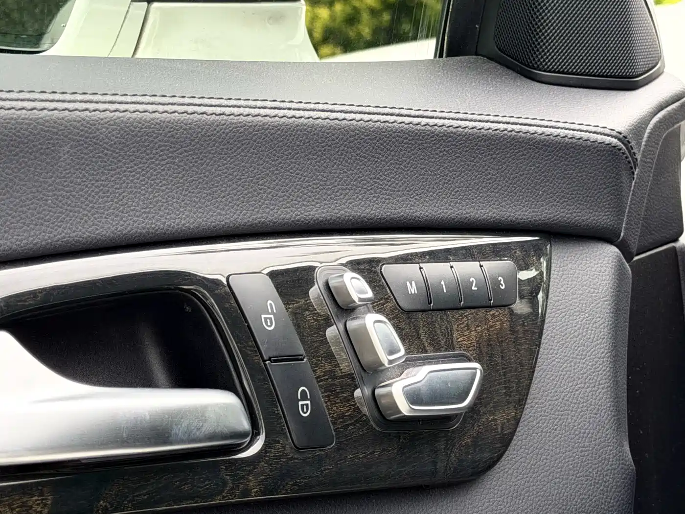 Mercedes-Benz CLS 2015 CLS 320 фото 11