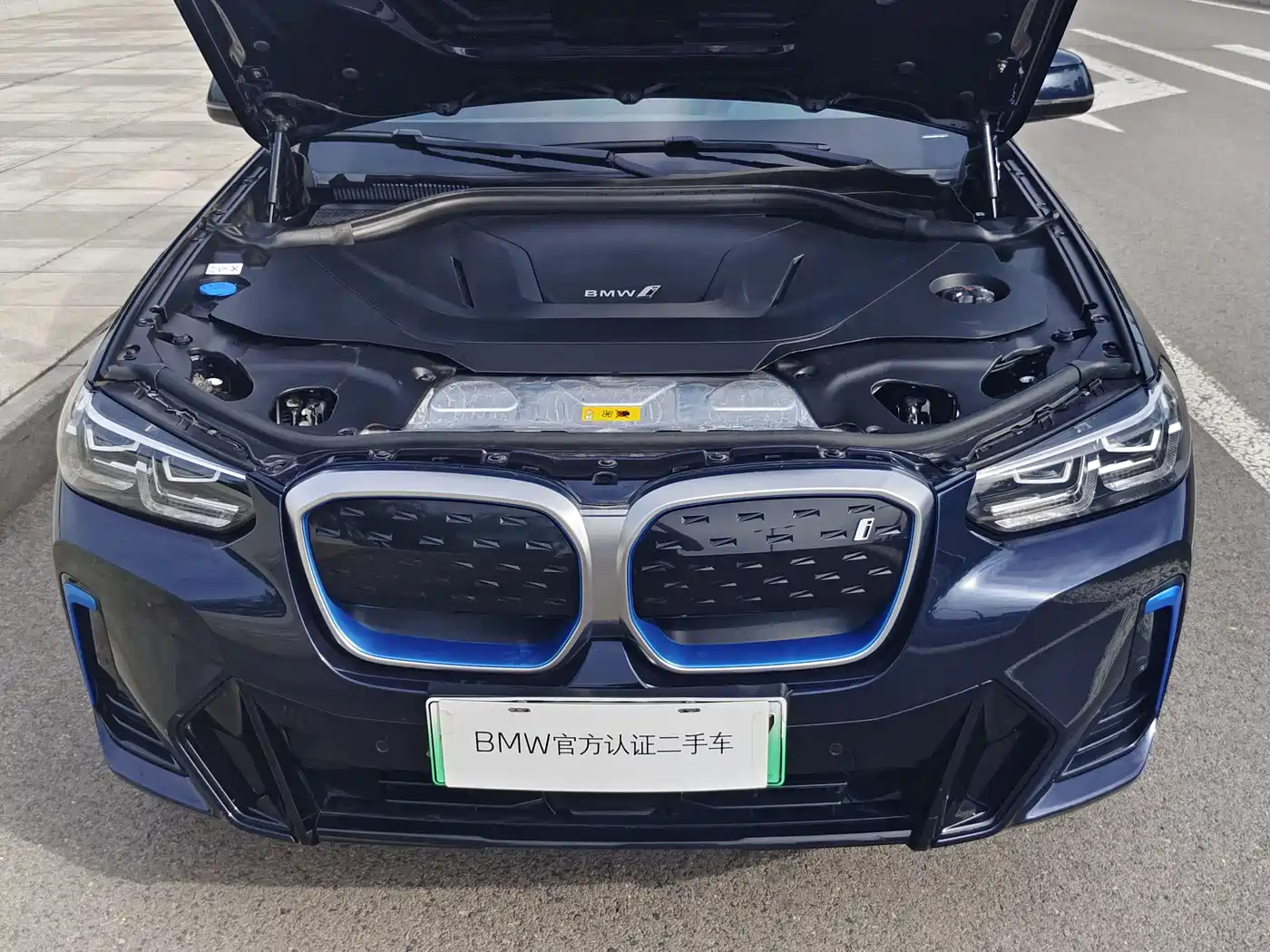 BMW iX3 2022 Leading Edition фото 20