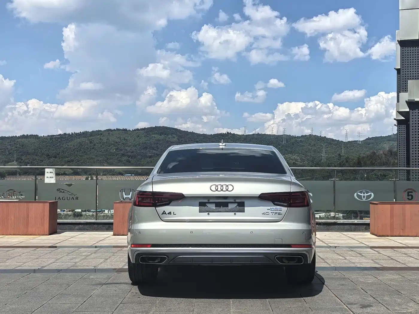 Audi A4L 2019 40 TFSI Fashion (China V) фото 8