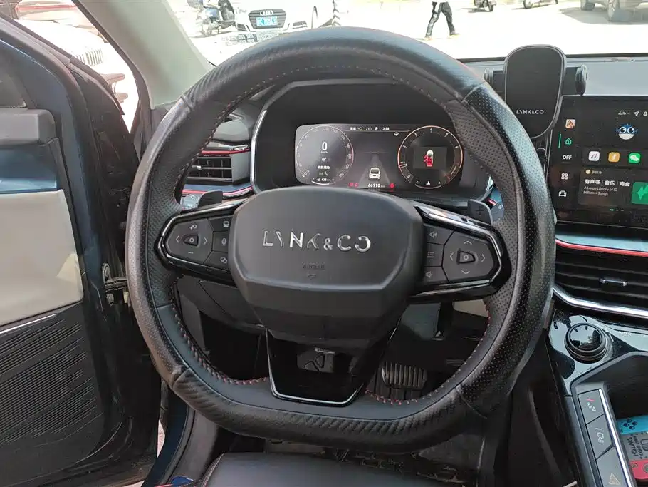 LYNK 06