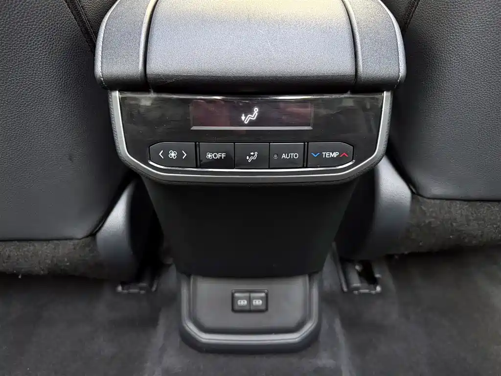 Toyota Highlander 2022 380T 4WD Luxury 7-Seater фото 16