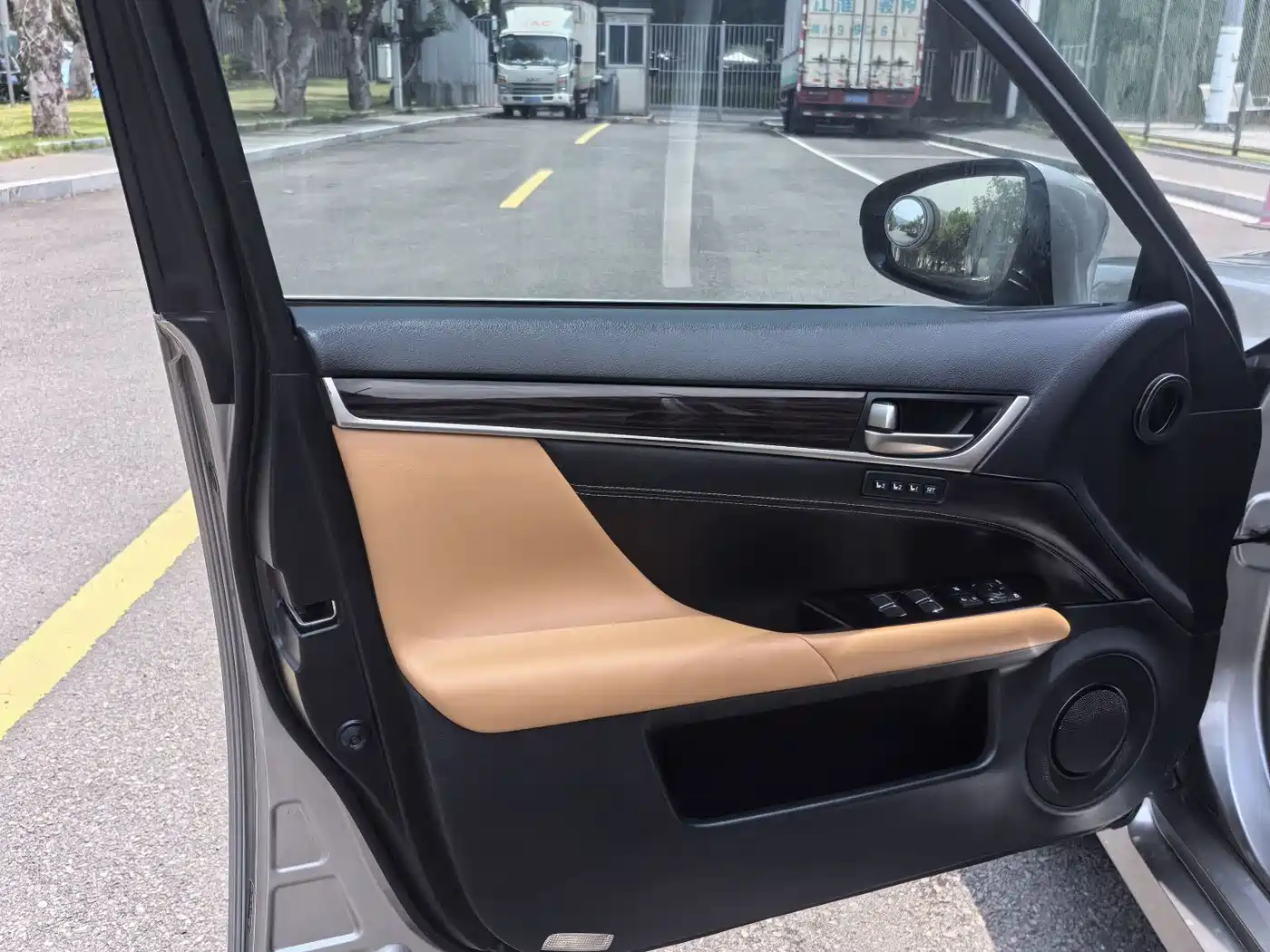 Lexus GS 2016 300h Luxury Edition фото 3