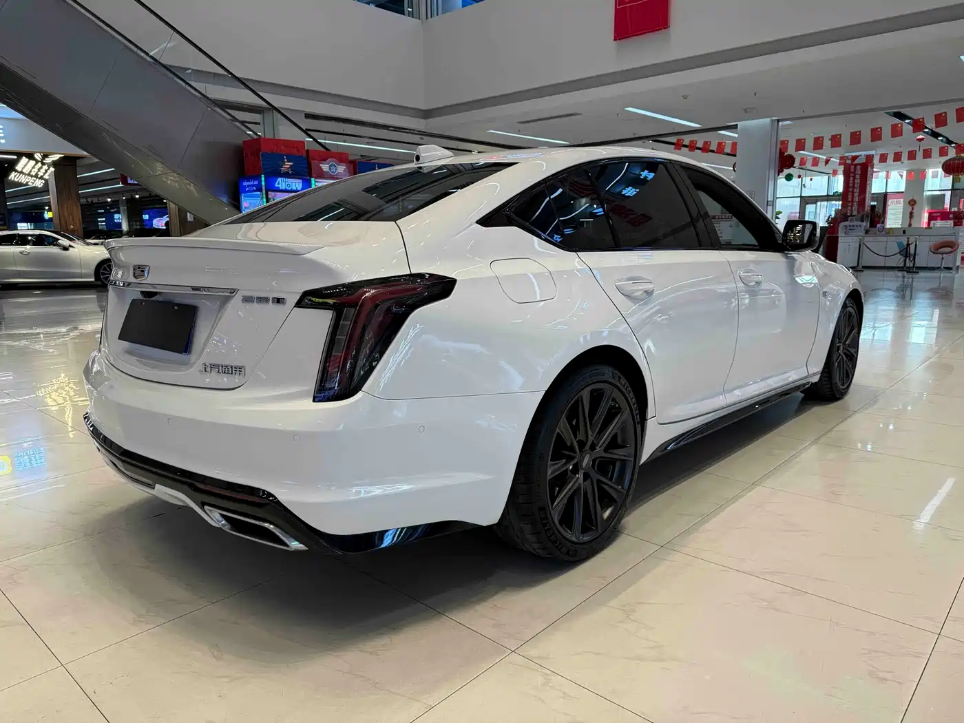 Cadillac CT5 2020 28T Platinum Sport фото 5