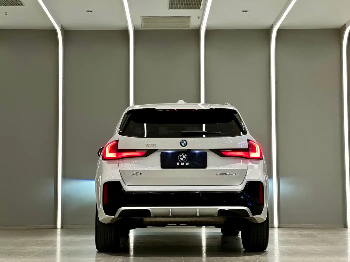 BMW X1 2024 sDrive25Li M Sport Package фото 9