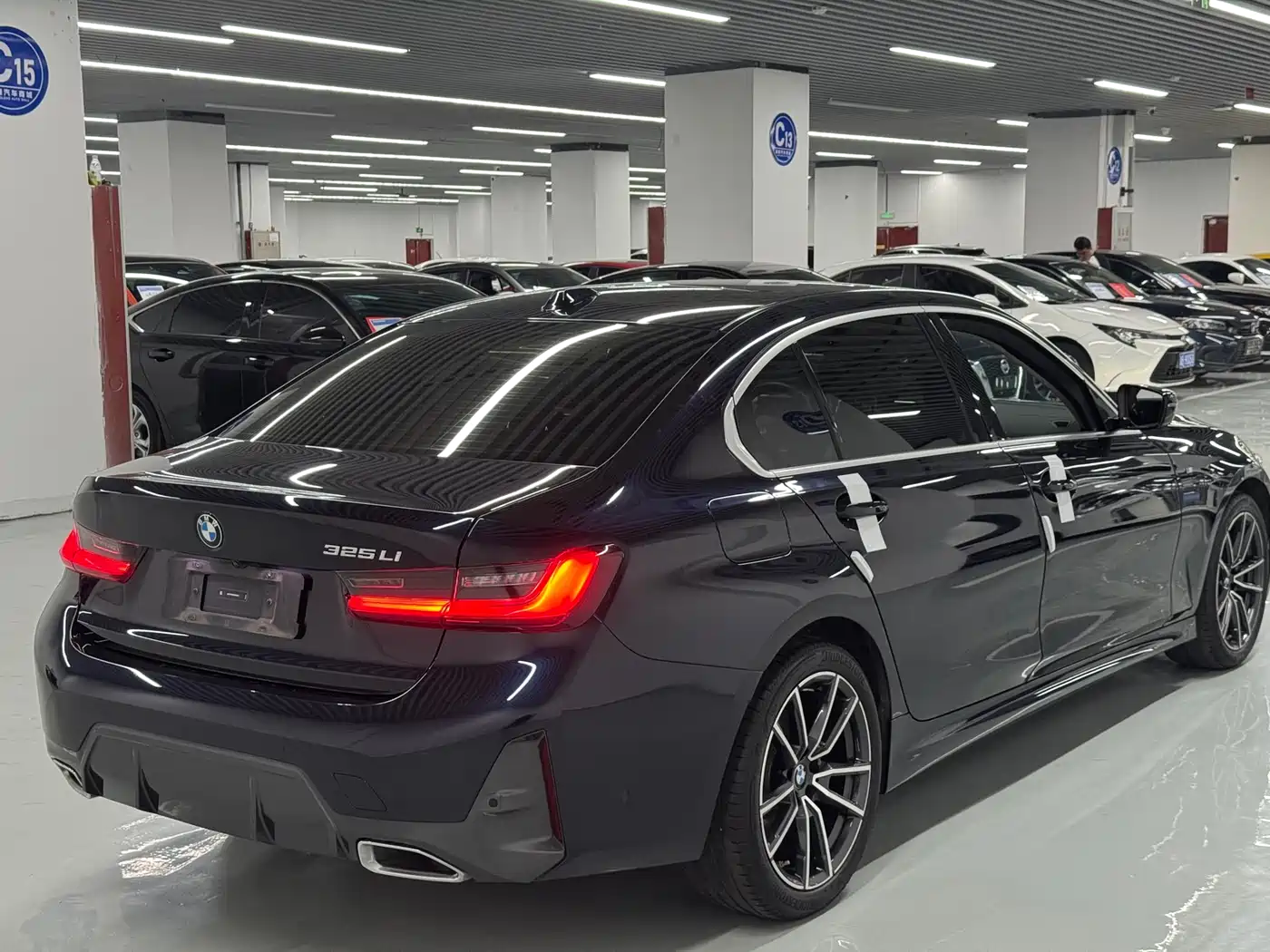 BMW 3 Series 2024 325Li M Sport Package фото 9