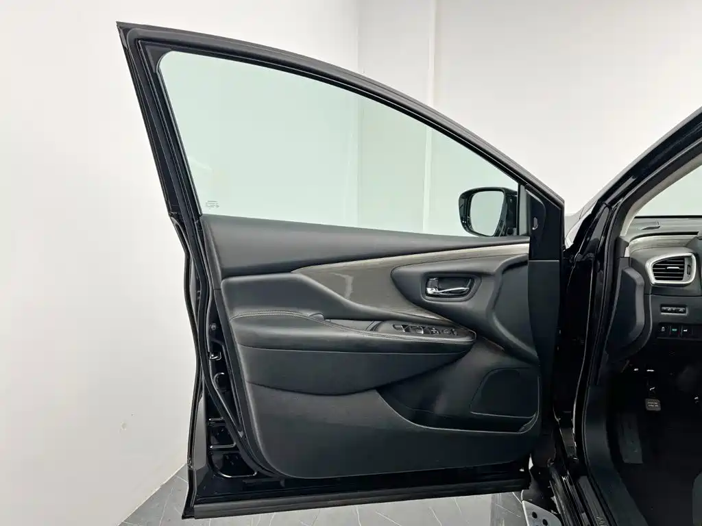 Nissan Murano 2022 2021 2.5L XL 2WD Intelligent Luxury Edition