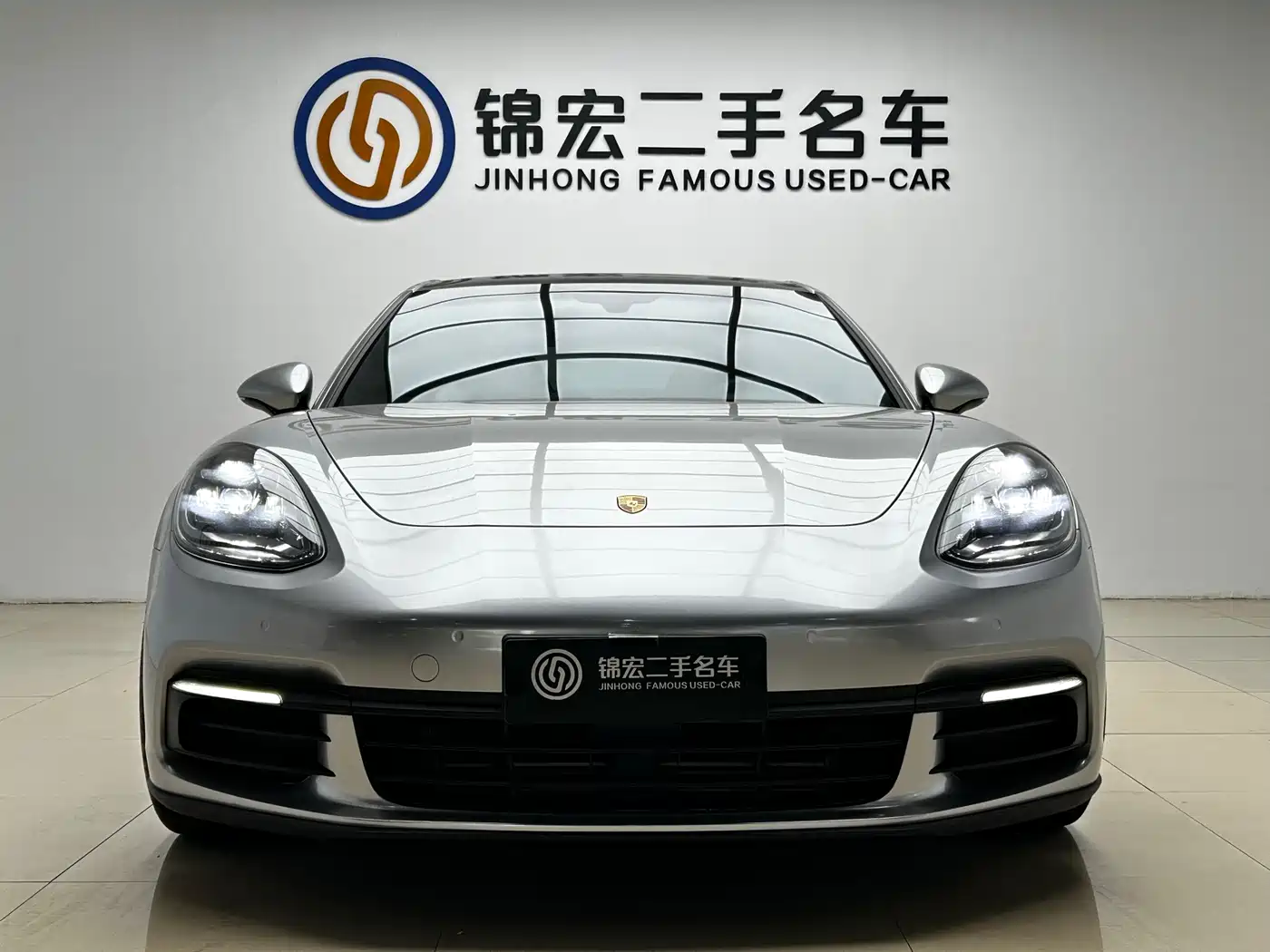 Porsche Panamera 2017 Panamera 3.0T фото 2