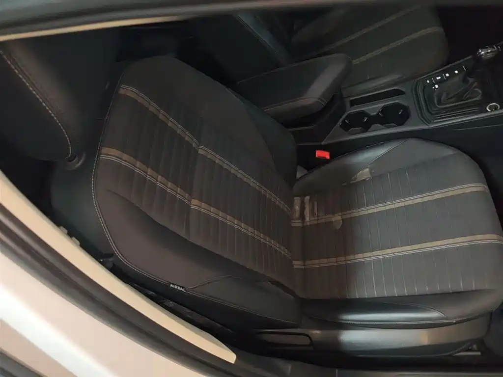 Volkswagen Lavida 2019 280TSI DSG Comfort Edition China VI фото 25