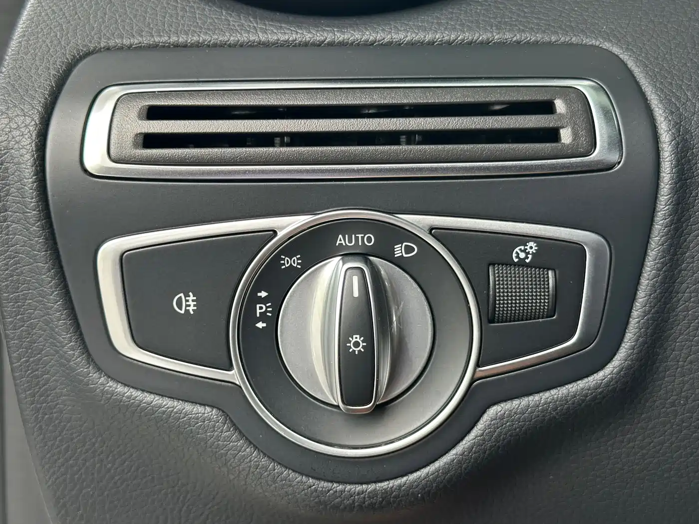 Mercedes-Benz C-Class 2020 C 260 L Sport фото 14