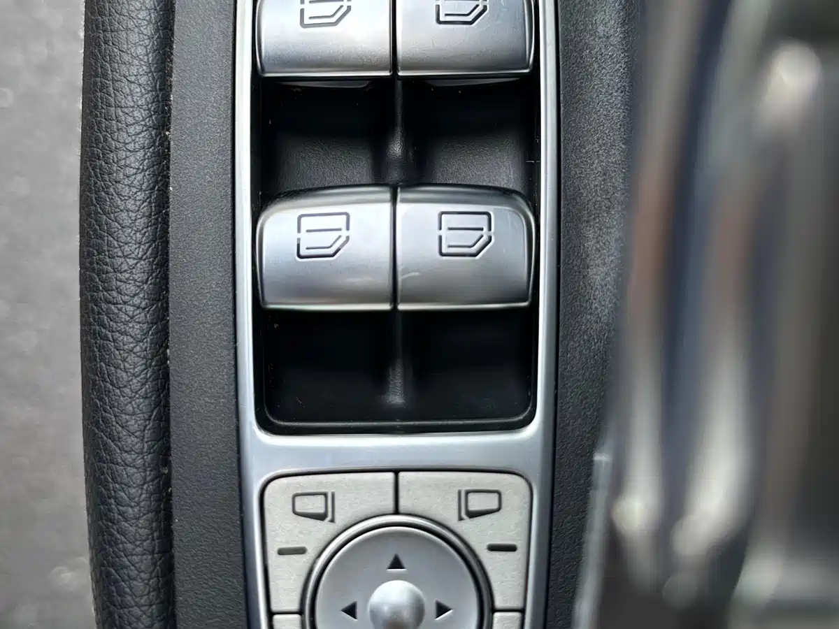 Mercedes-Benz C-Class 2020 C 260 L Sport фото 9