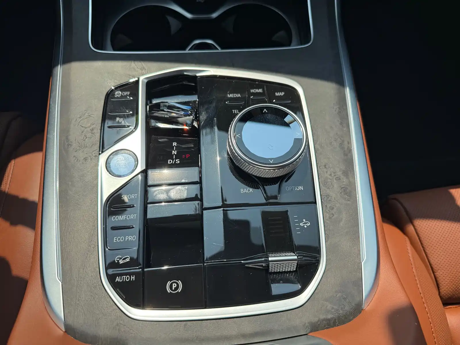 صورة 10 - BMW X7