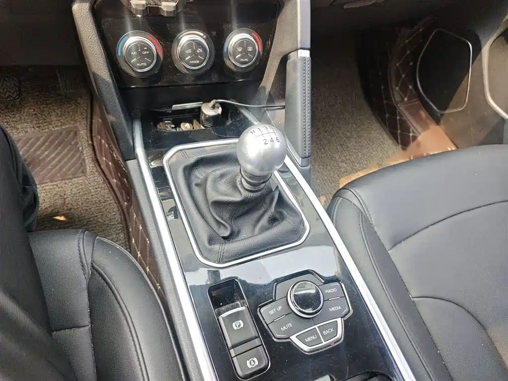 Haval H6 2018 Red Label Sport 1.5T Manual 2WD Elite фото 7