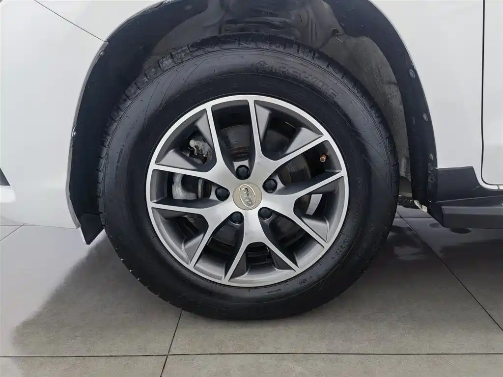 BYD Song 2016 1.5TI Manual Luxury фото 17
