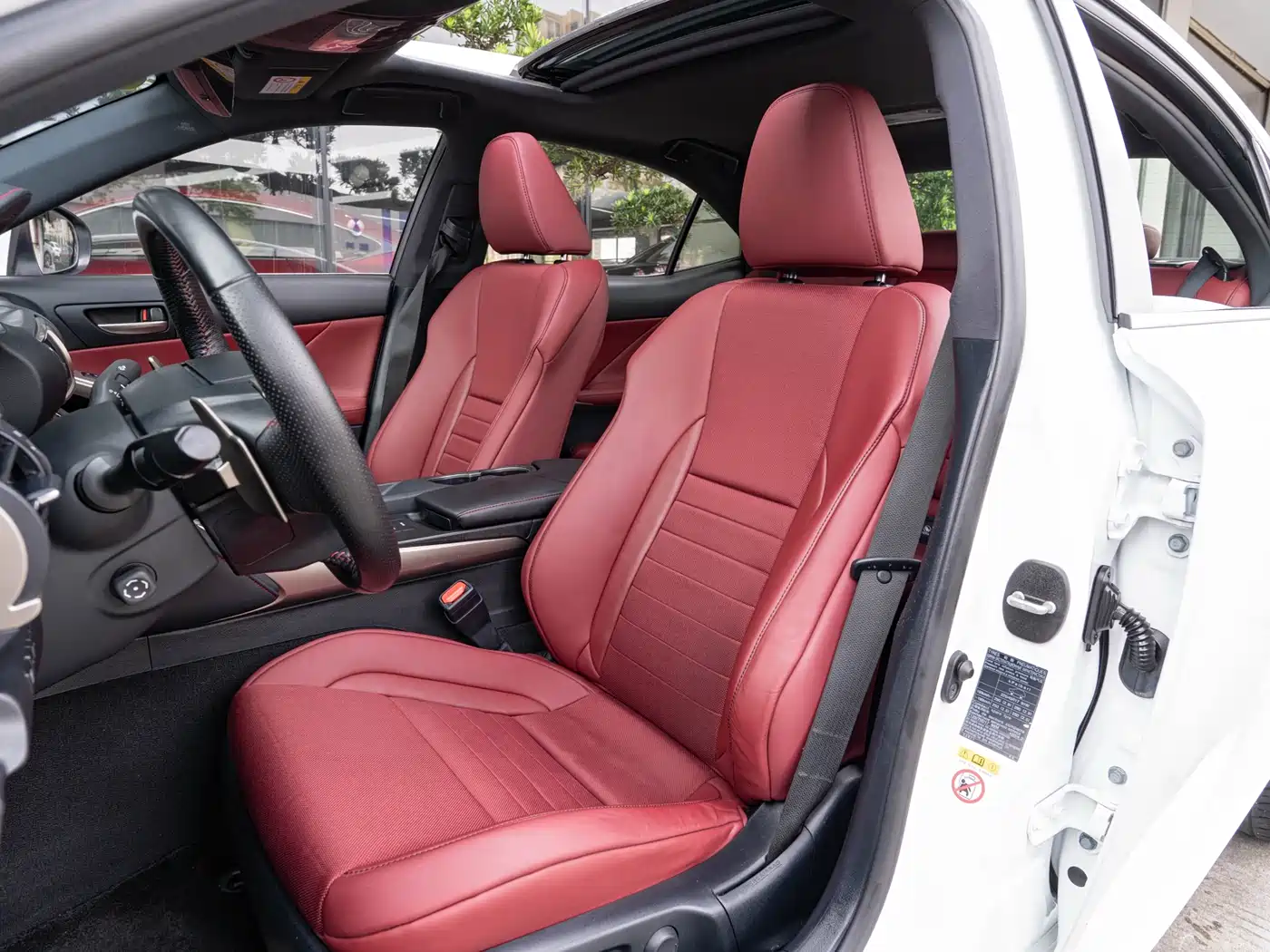 Lexus IS 2017 300 F SPORT фото 11