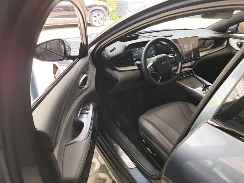 BYD Seal 07 DM-i 2025 Smart Drive Edition DM-i 1.5L 125km Premium фото 16