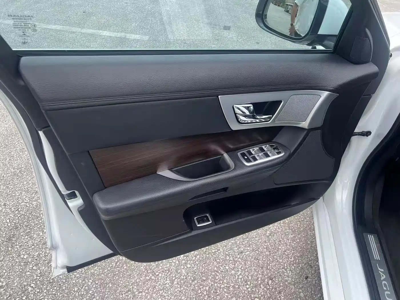 Jaguar XF 2015 2015 XF 2.0T Style Edition