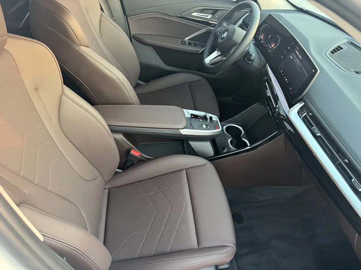 BMW X1 2023 sDrive20Li X Design Package фото 12