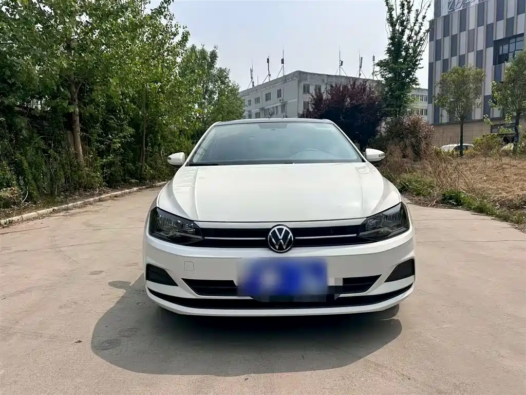Volkswagen Polo 2021 Plus 1.5L Automatic Colorful Tech Edition фото 7