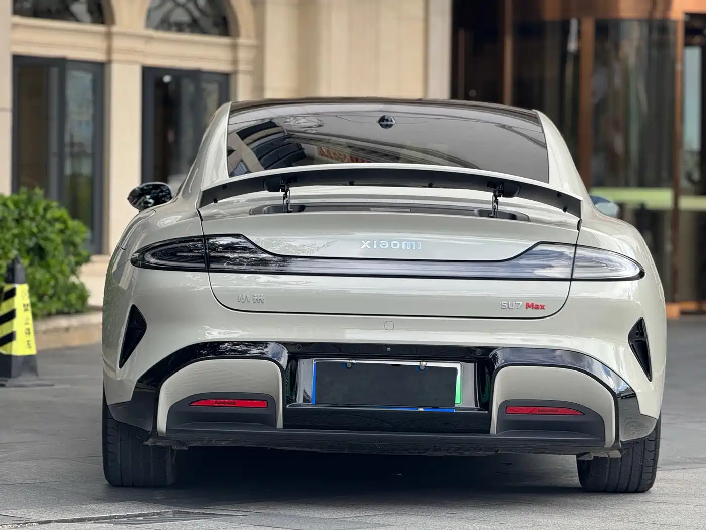 Xiaomi Auto Xiaomi SU7 2024 AWD Extended Range Advanced Smart Driving Max Edition фото 9