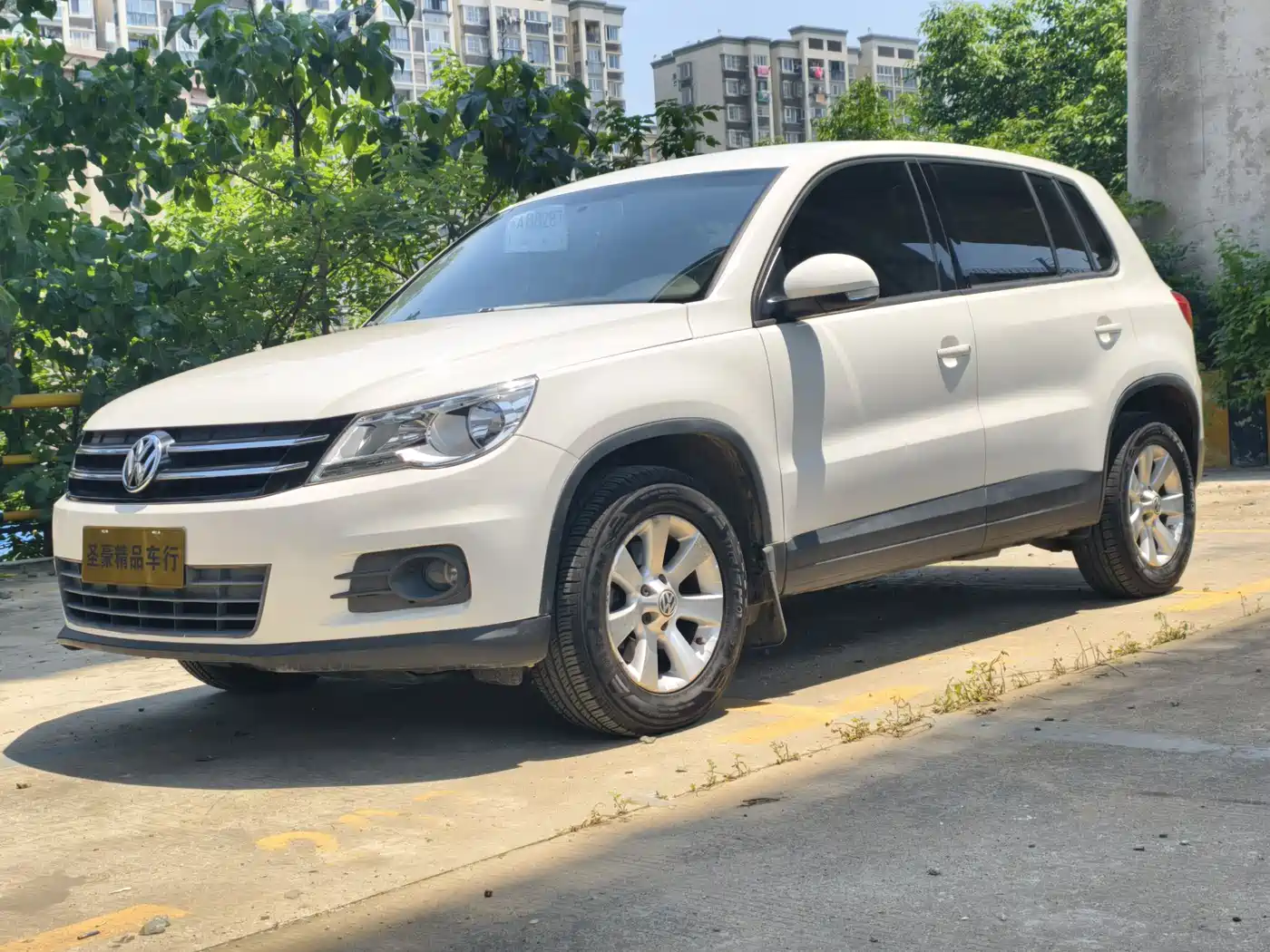 Volkswagen Tiguan 2012 1.8TSI Automatic 2WD Trend Edition фото 2