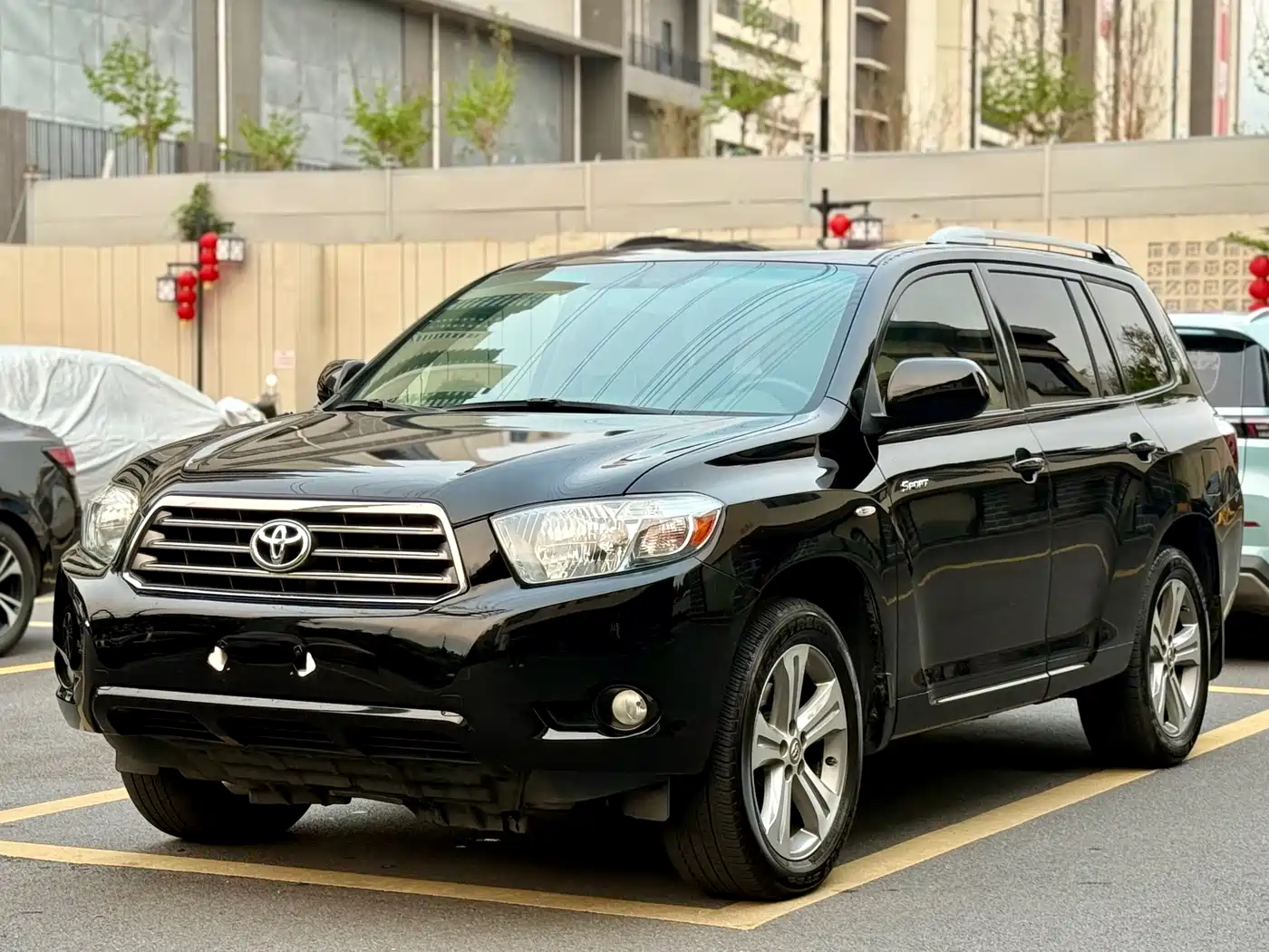 Toyota Highlander 2011 2.7L 2WD 7-seat Luxury