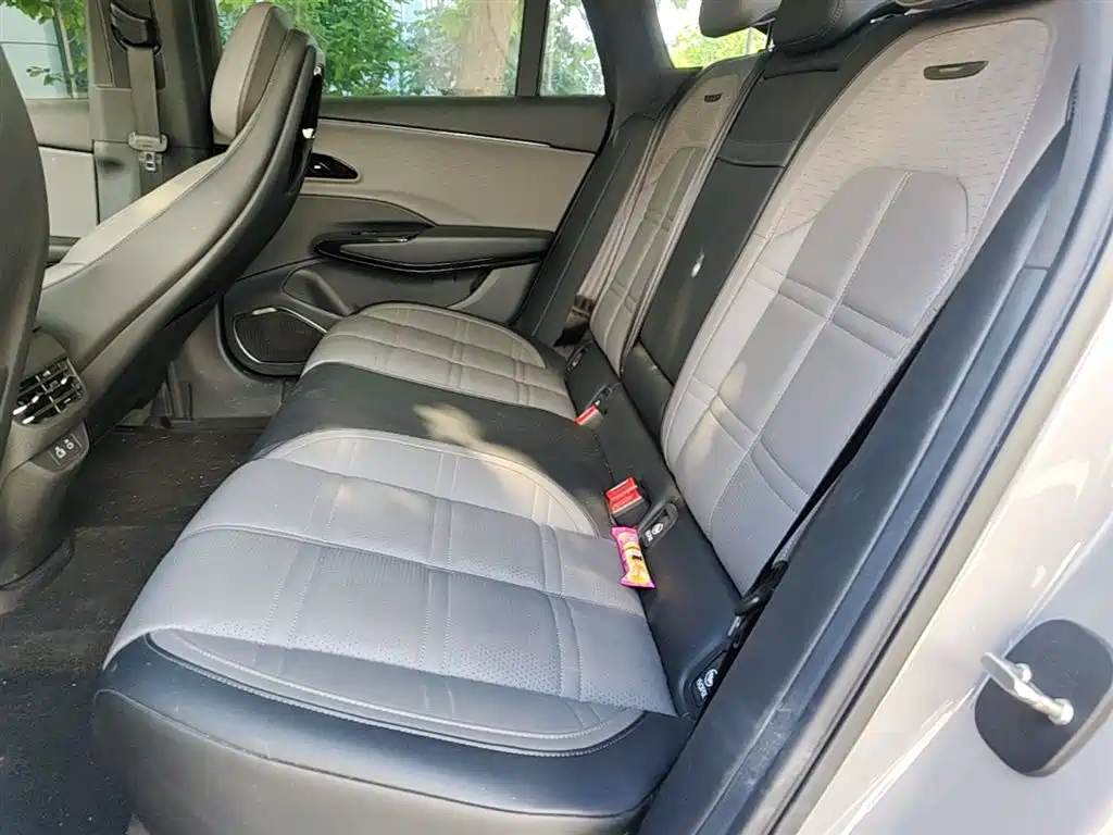 Hongqi EH7 2024 Model 760 Pro+ AWD фото 14