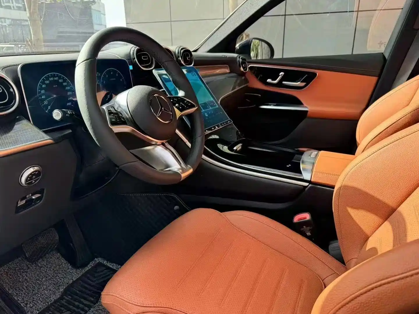 Фото 5 - Mercedes-Benz GLC
