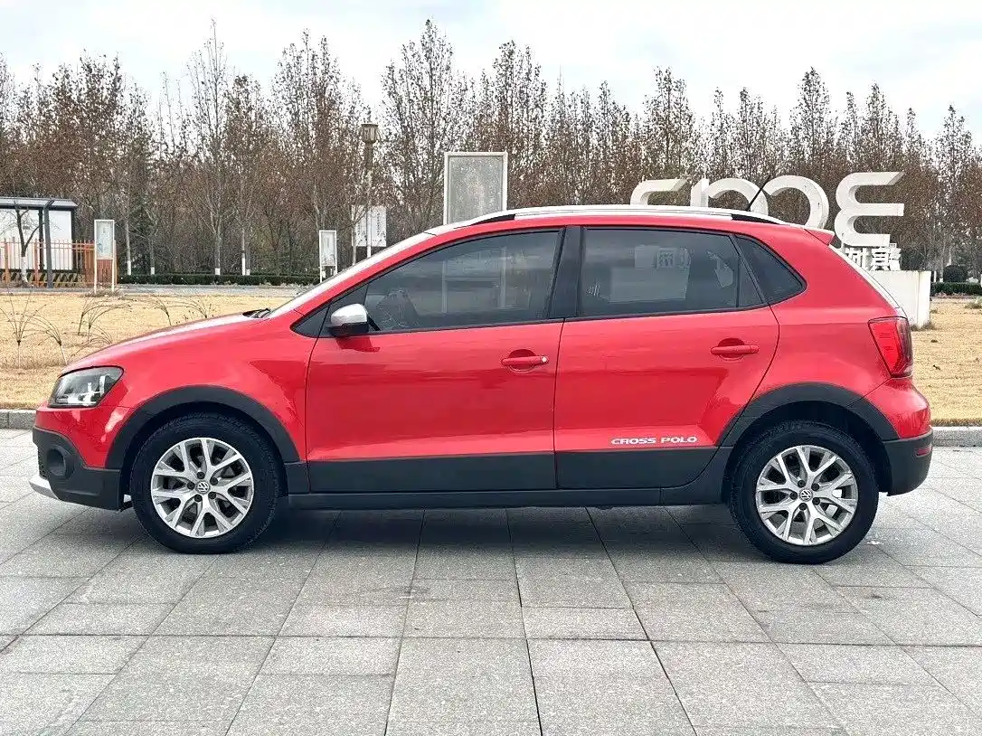 Фото 4 - Volkswagen Polo