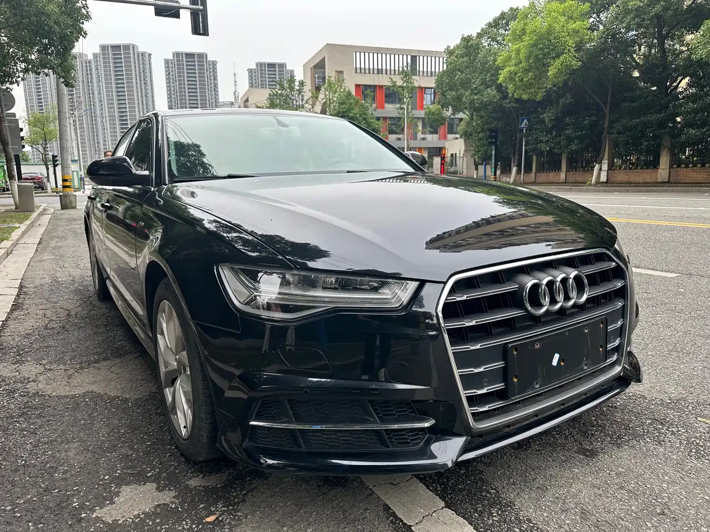 Audi A6L 2018 30th Anniversary 35 TFSI Fashion фото 3