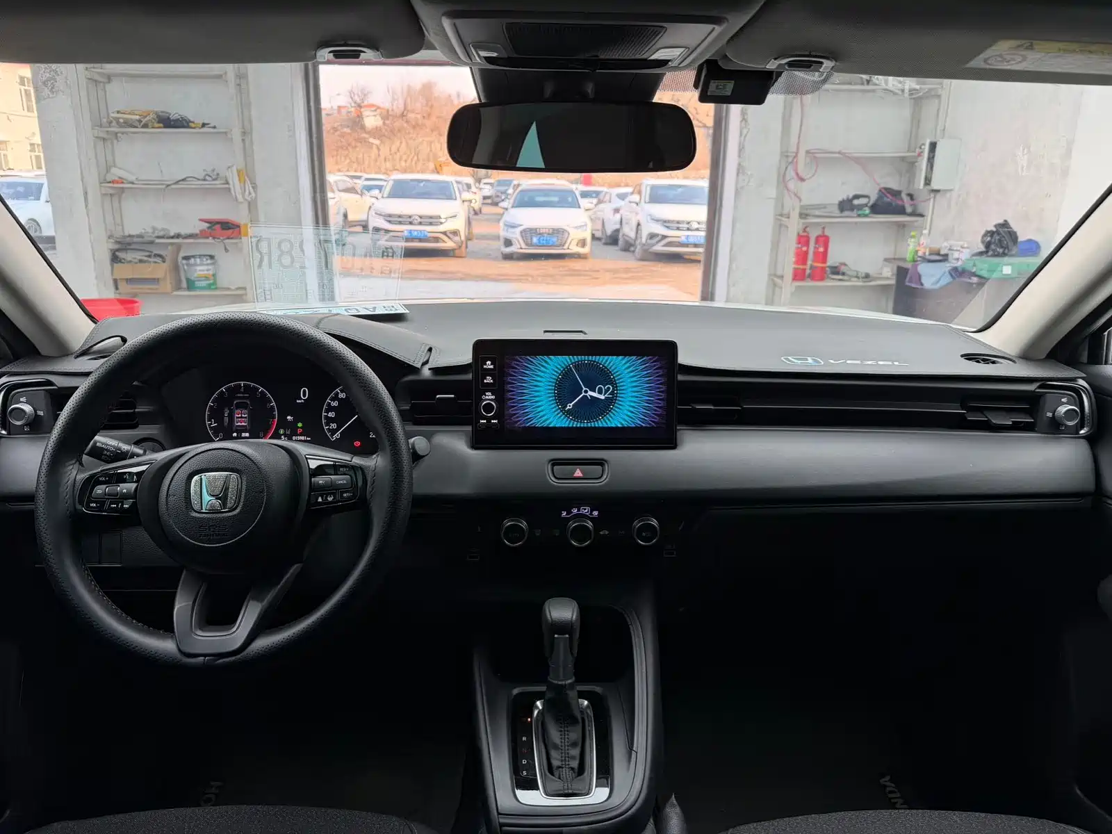 Photo 13 - Honda Vezel