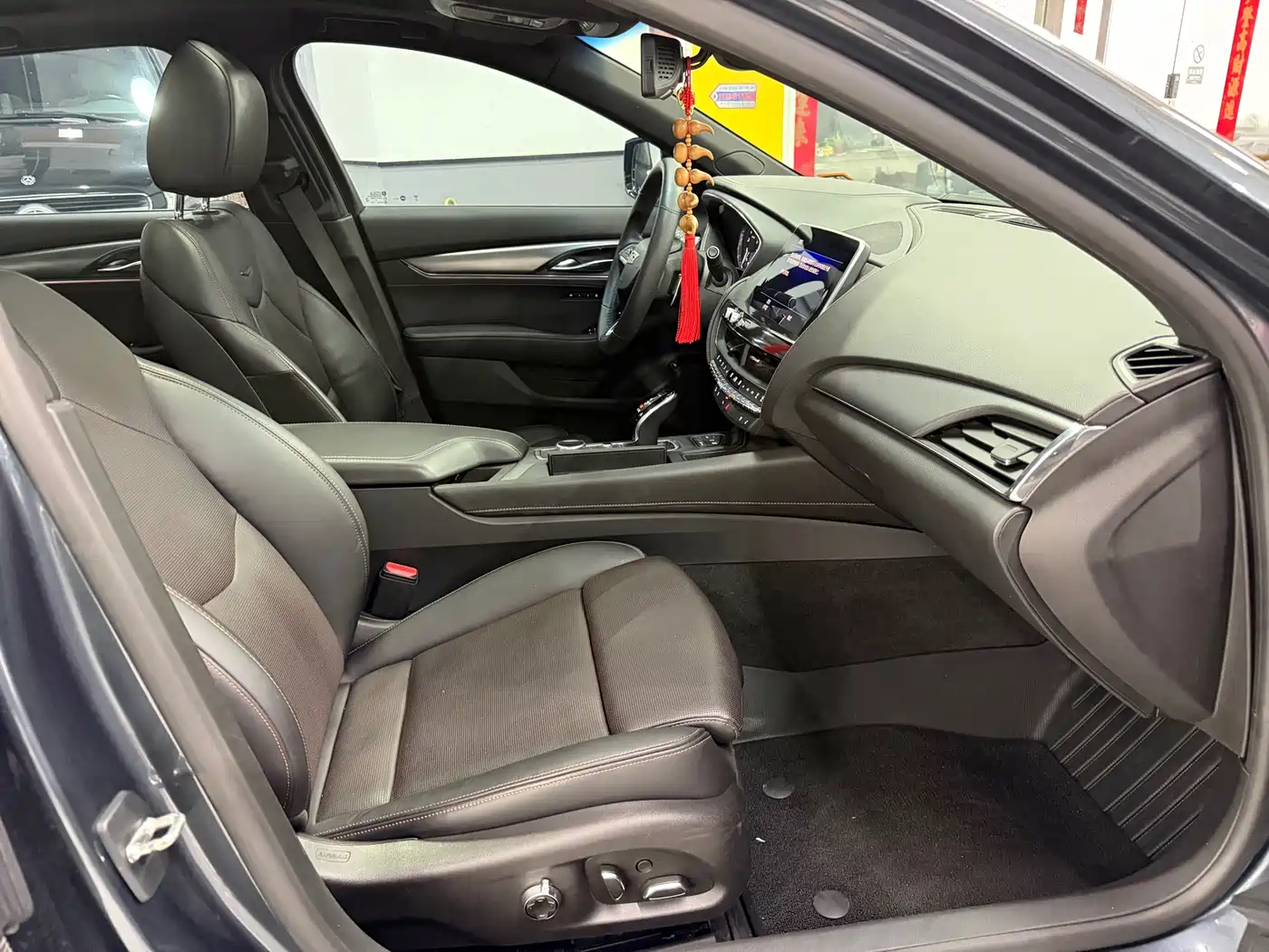 Cadillac CT5 2021 28T Leading Sport фото 12