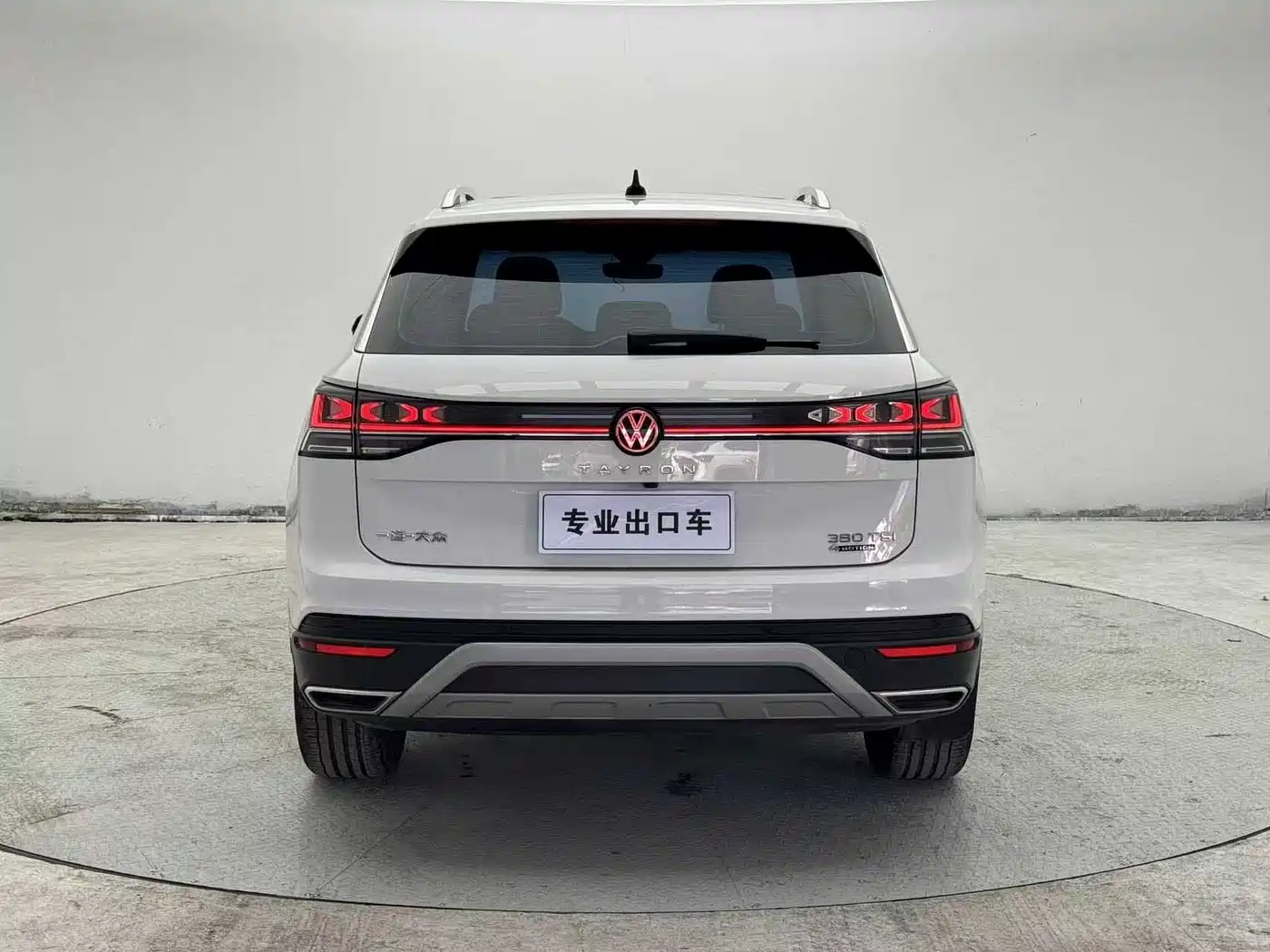 Volkswagen Tayron 2023 280TSI 2WD Luxury Plus Advanced Edition фото 6