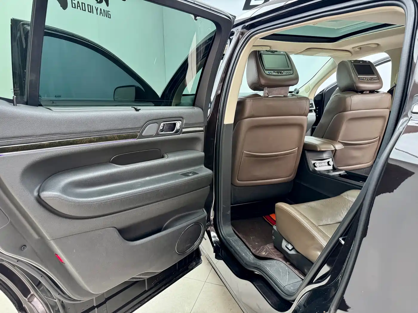 Lincoln MKT 2010 Model 3.5T EcoBoost AWD фото 8