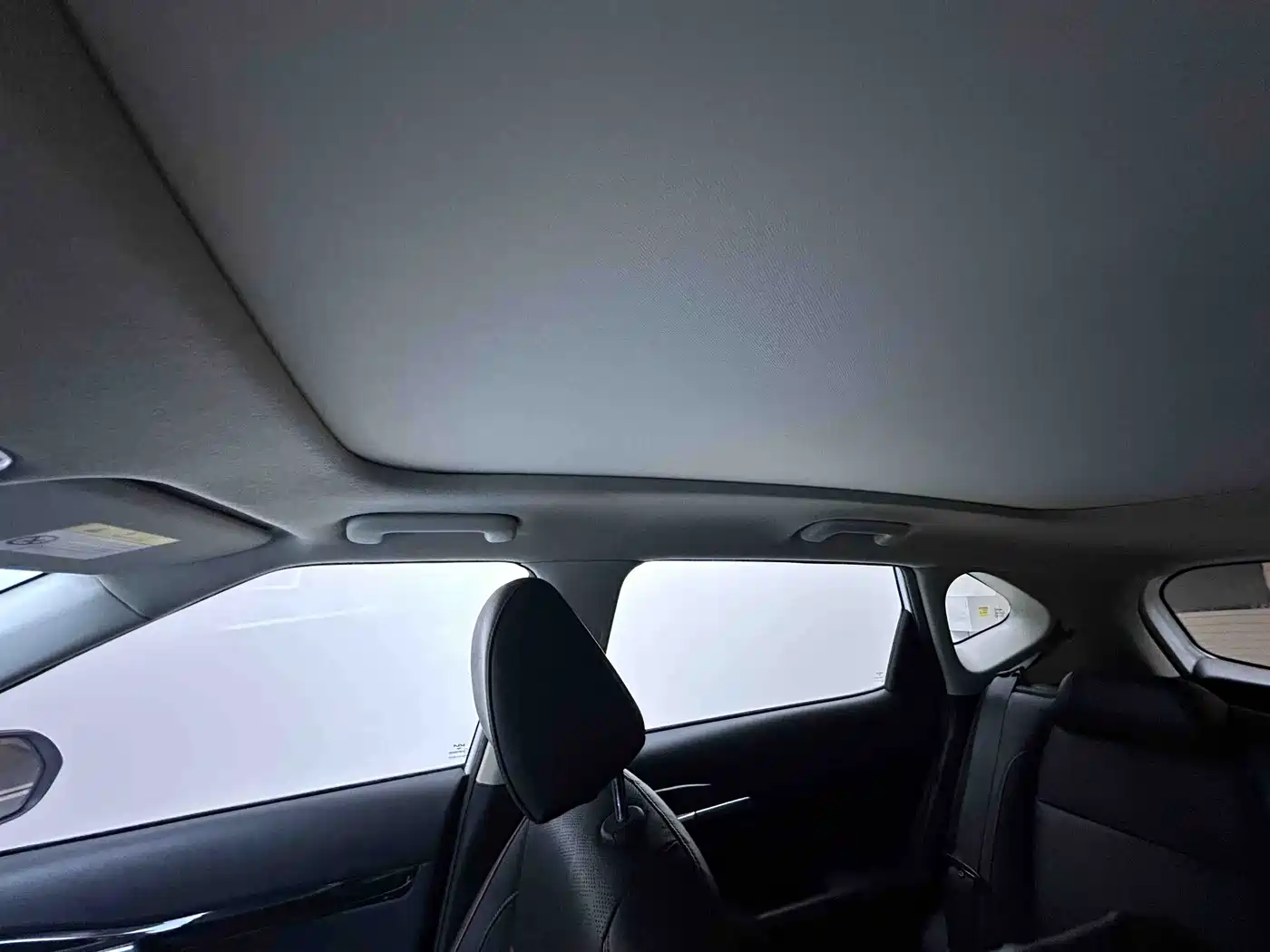 Kia Seltos 2023 1.5L CVT Luxury Edition фото 18