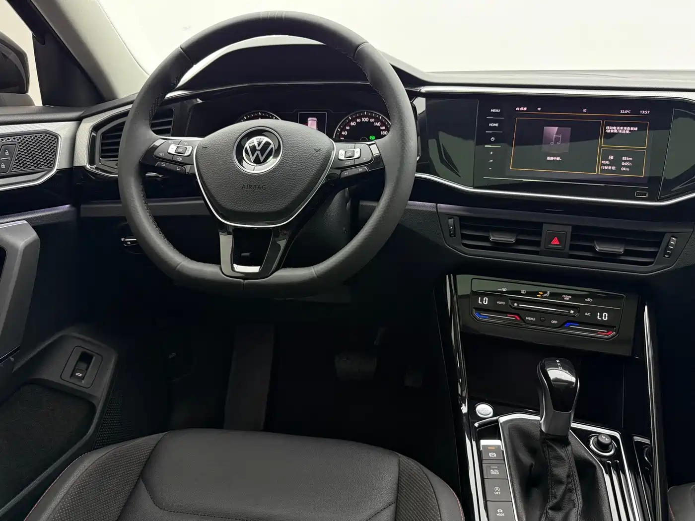 Volkswagen Tayron 2021 280TSI 2WD Luxury Smart Connect фото 9