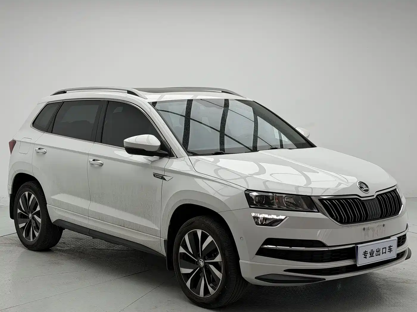 Škoda Karoq 2023 TSI280 Luxury Edition фото 3