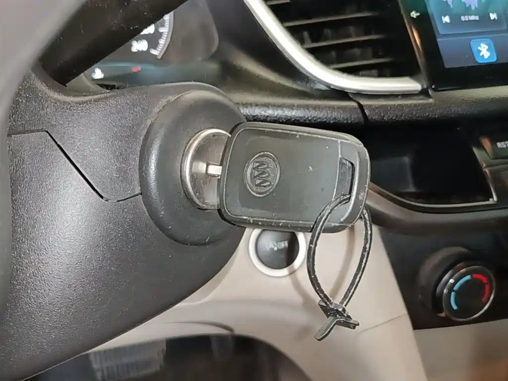 Buick Excelle 2015 15N Automatic Elite фото 9