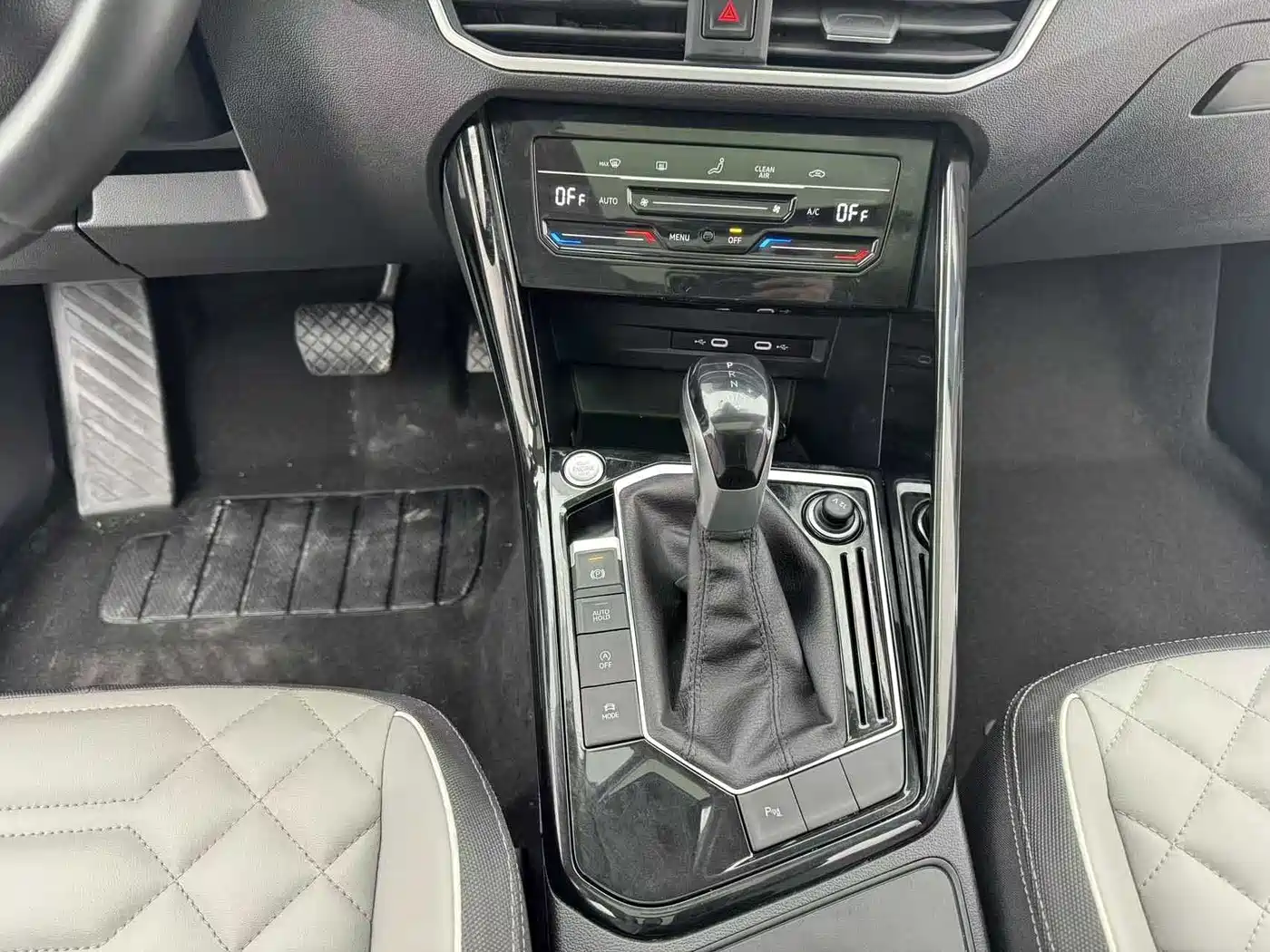 Volkswagen Tayron 2023 280TSI 2WD Luxury Plus Advanced Edition фото 16
