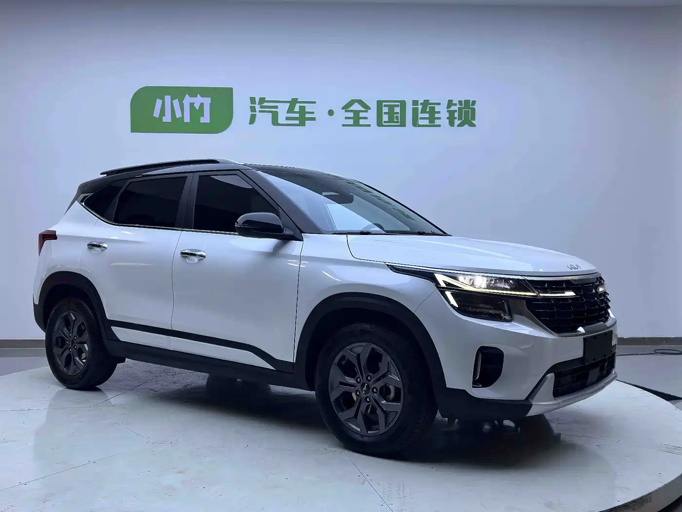 Kia Seltos 2023 1.5L CVT Luxury Edition фото 3