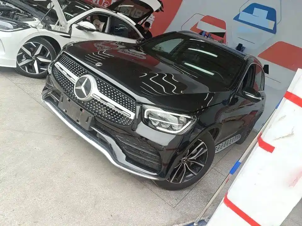 Mercedes-Benz GLC 2020 GLC 300 L 4MATIC Dynamic