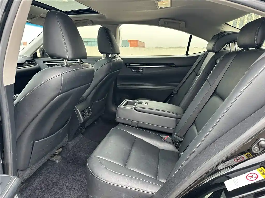 Lexus ES 2013 250 Elite Edition фото 6
