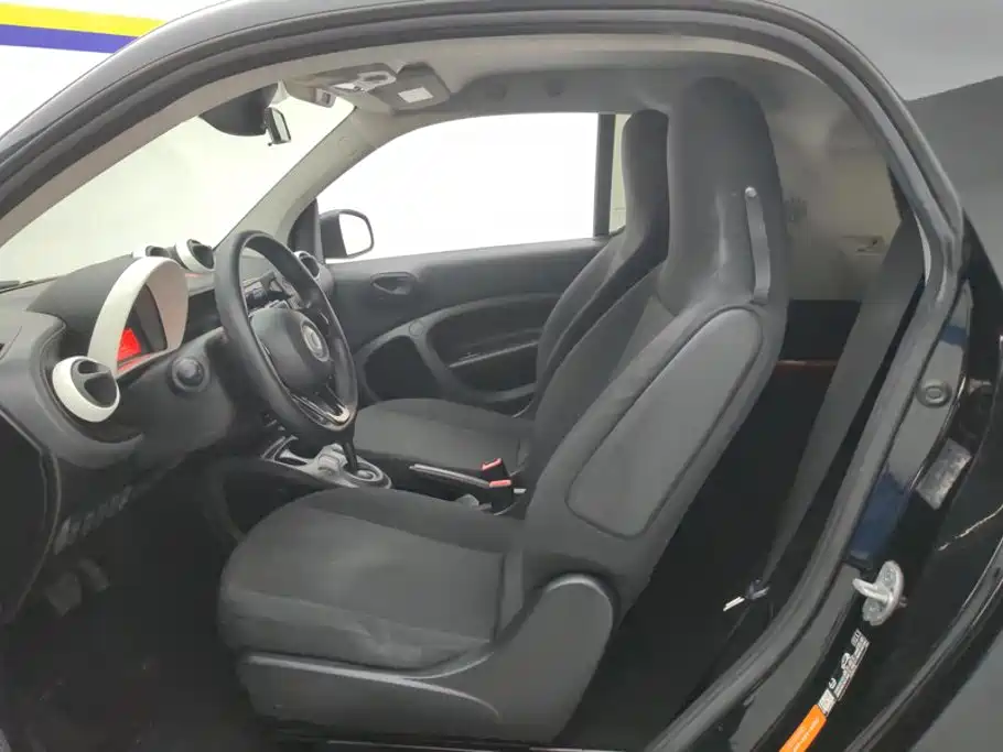 smart fortwo 2018 2018 1.0L 52kW Hardtop Agile Edition China V