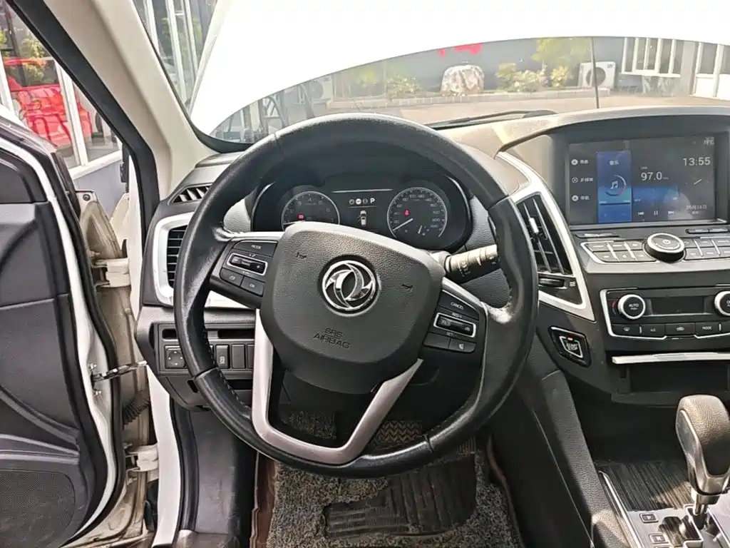 Dongfeng Aeolus Dongfeng Fengshen AX7 2016 2016 2.0L Automatic Smart Comfort