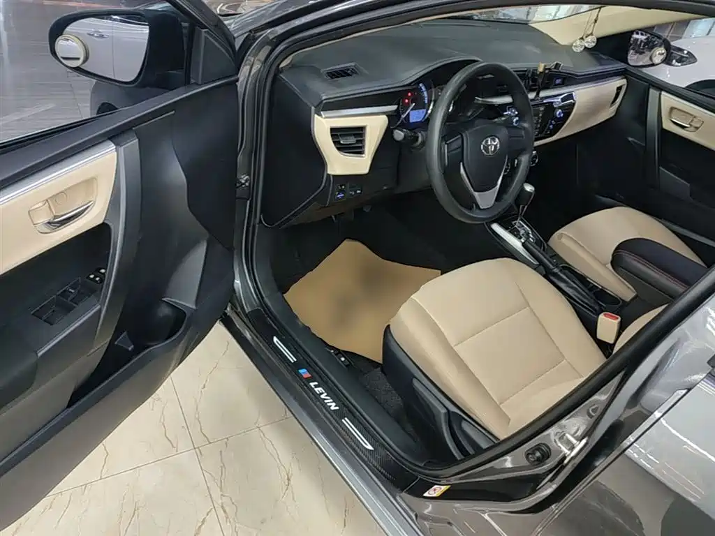 Toyota Levin 2014 1.6G CVT Elite Edition фото 16