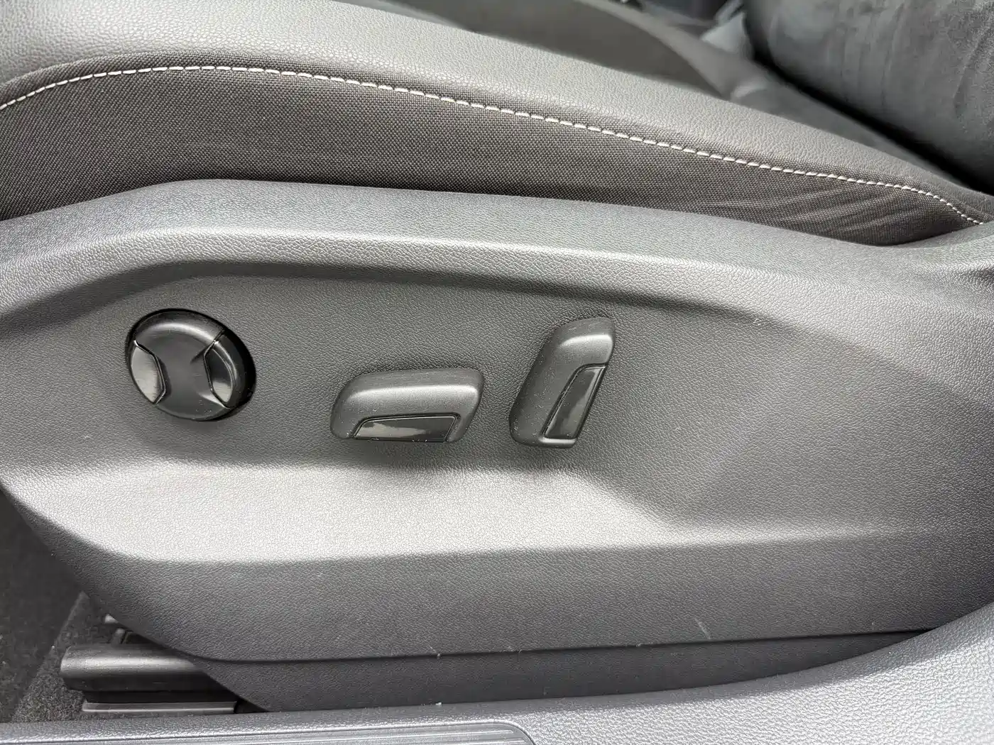 Volkswagen T-ROC 2021 280TSI DSG 4WD Luxury Connected фото 10