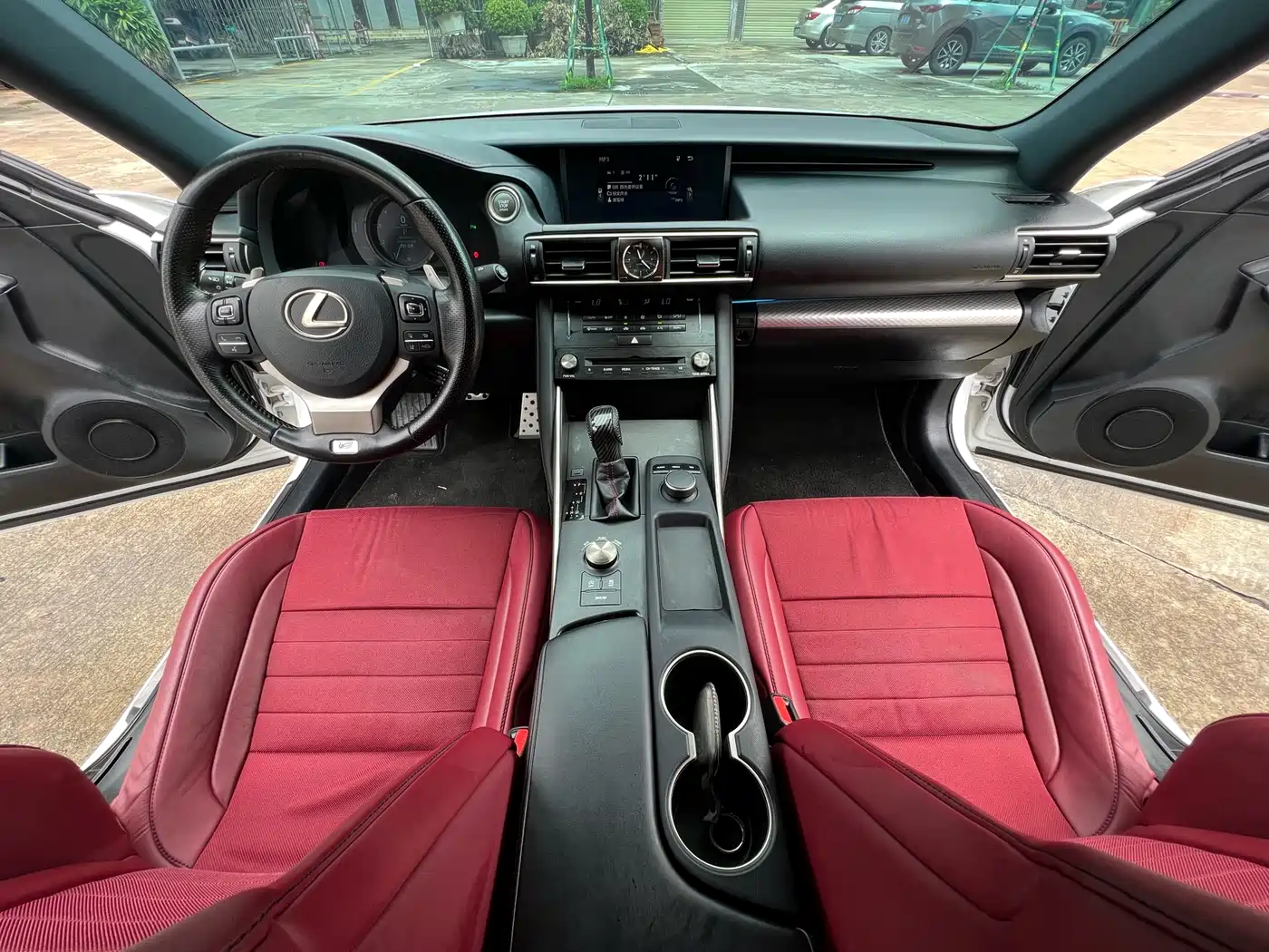 Lexus IS 2017 300 F SPORT фото 15