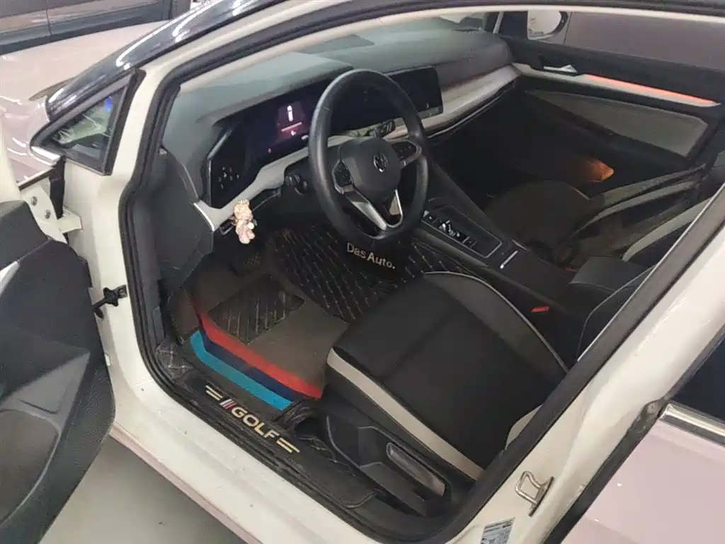 Volkswagen Golf 2021 280TSI DSG Pro фото 12