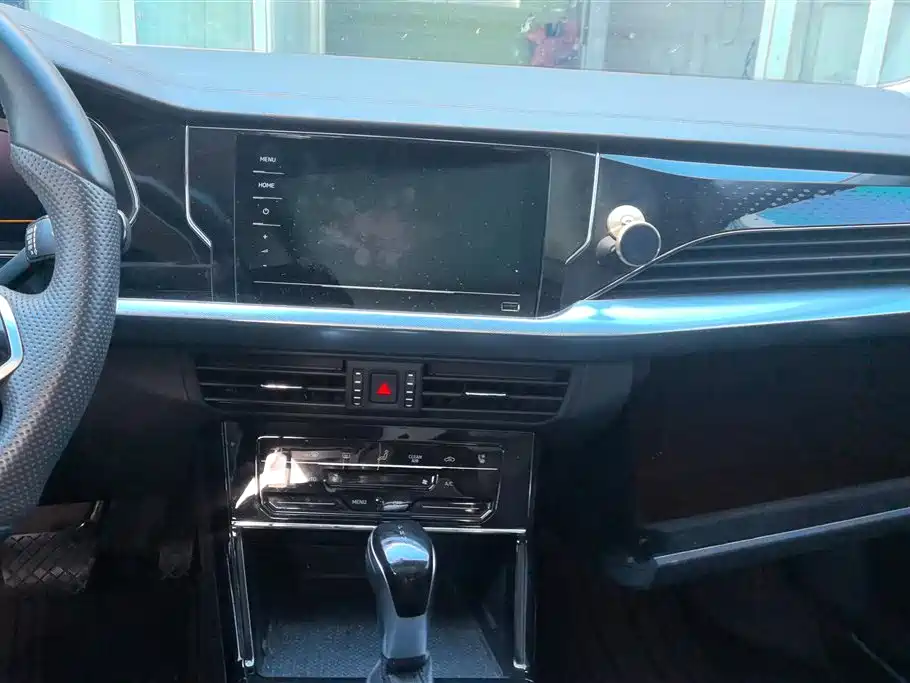Volkswagen Passat 2024 330TSI Elite Edition фото 13